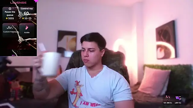 Snapshot of Thom_Ohtani chatting on 02-17-26, 07:53 Thom Ohtani online show from 02-17-26, 07:53