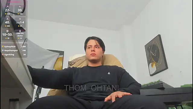 Snapshot of Thom_Ohtani chatting on 06-14-26, 04:25 Thom Ohtani online show from 06-14-26, 04:25