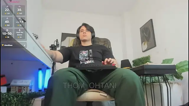 Snapshot of Thom_Ohtani chatting on 06-27-26, 09:31 Thom Ohtani online show from 06-27-26, 09:31