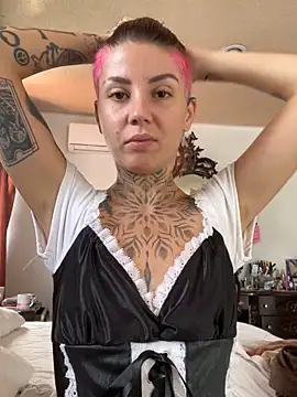 Izy cute  online show from 11-13-25, 04:39