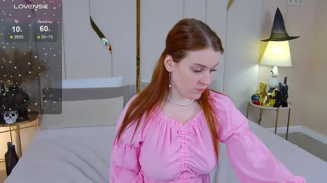 EllieGarson online show from 11-04-25, 05:23