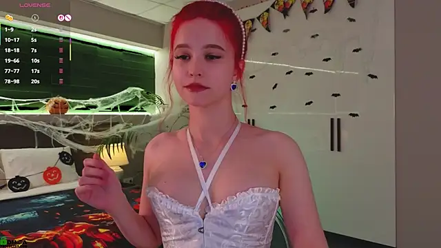 Rina Red online show from 10-30-25, 01:40