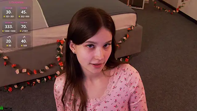 Rina Red online show from 04-13-26, 01:44