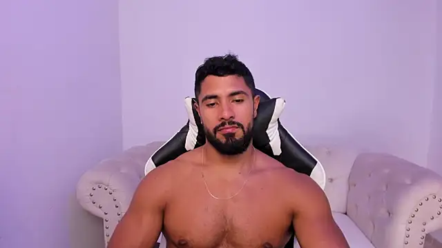 Santiago huntt online show from 03-03-26, 08:48