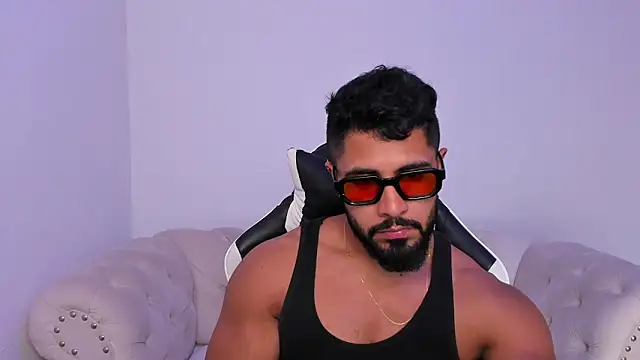 Santiago huntt online show from 03-27-26, 09:14