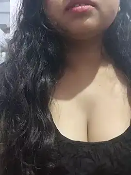 BigAssSarah online show from 01-05-25, 07:38