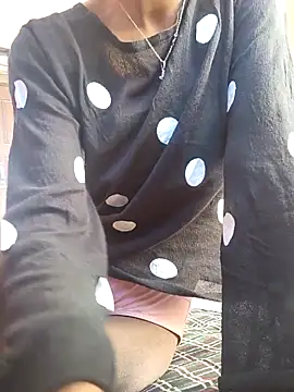 Snapshot of Barbie_183 chatting on 03-06-25, 11:25 Barbie 183 online show from 03-06-25, 11:25