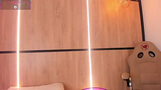 ashlyn parker online show from 11-29-25, 08:23