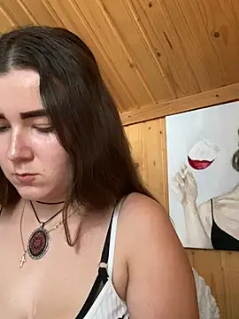 Snapshot of mewKate chatting on 06-15-26, 05:04 mewKate online show from 06-15-26, 05:04