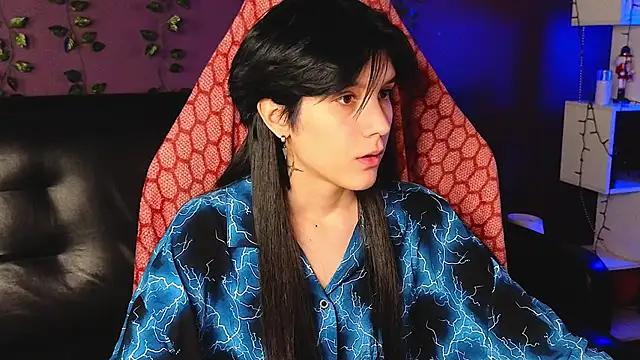 Snapshot of Hyeon_Jin chatting on 02-12-25, 09:22 Hyeon Jin online show from 02-12-25, 09:22