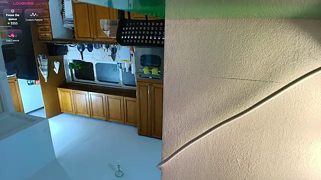 todddantes25 online show from 02-12-26, 04:46