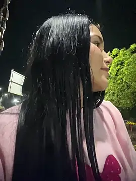 the queen of street online show from 04-17-26, 04:26