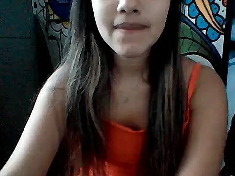 Snapshot of LuizaDiaz chatting on 01-07-25, 06:14 LuizaDiaz online show from 01-07-25, 06:14