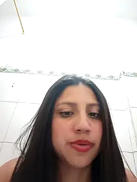 Snapshot of Adrianisx chatting on 01-28-25, 04:50 Adrianisx online show from 01-28-25, 04:50