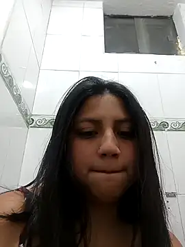Snapshot of Adrianisx chatting on 01-30-25, 04:16 Adrianisx online show from 01-30-25, 04:16