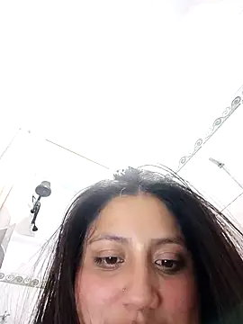 Snapshot of Adrianisx chatting on 02-03-25, 02:36 Adrianisx online show from 02-03-25, 02:36