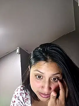 Snapshot of Adrianisx chatting on 02-04-25, 06:04 Adrianisx online show from 02-04-25, 06:04