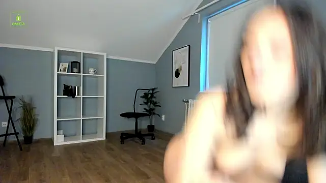 Stephany Richardz online show from 03-08-26, 06:17