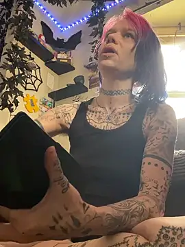 trashbrat online show from 05-19-26, 08:26