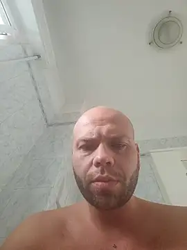 Snapshot of superdick3204 chatting on 11-01-25, 02:52 superdick3204 online show from 11-01-25, 02:52