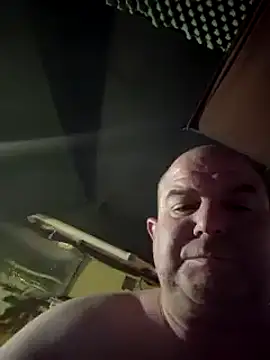 hesjustafriend online show from 02-12-25, 10:35