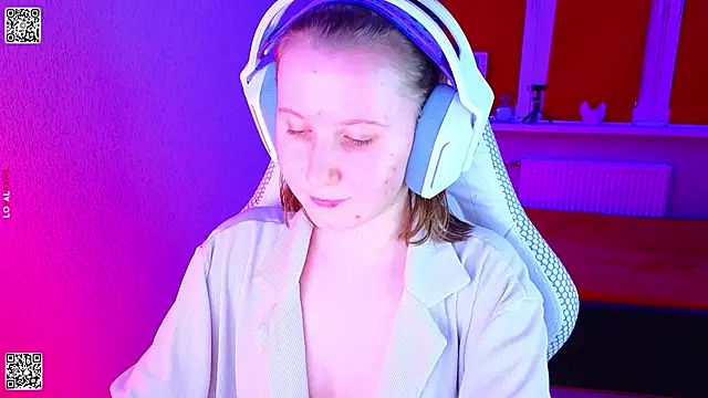 mon lola online show from 11-29-25, 03:15