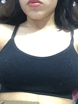 Snapshot of Tanvi_roy98 chatting on 02-24-25, 07:44 Tanvi roy98 online show from 02-24-25, 07:44