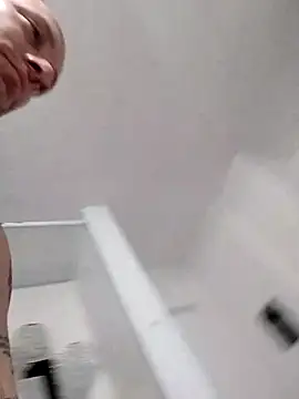 Snapshot of jayjay198080 chatting on 03-20-25, 01:37 jayjay198080 online show from 03-20-25, 01:37