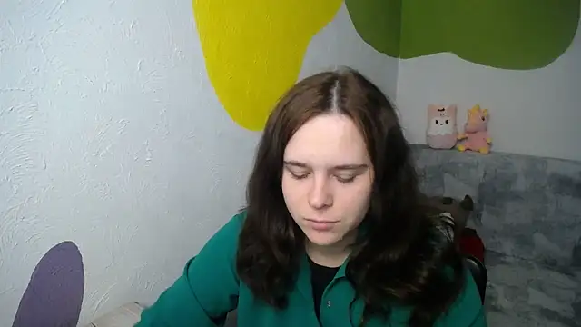 Snapshot of mini_girly chatting on 11-14-25, 02:27 mini girly online show from 11-14-25, 02:27