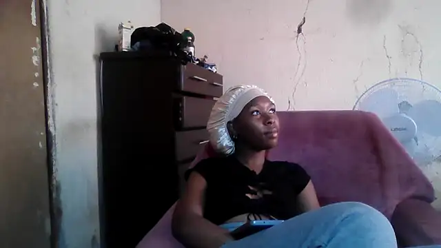 Hotdaily04 online show from 09-13-25, 07:08