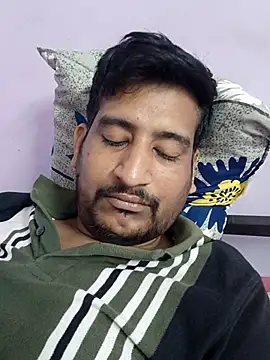 Snapshot of honeyrose765 chatting on 11-09-25, 10:41 honeyrose765 online show from 11-09-25, 10:41