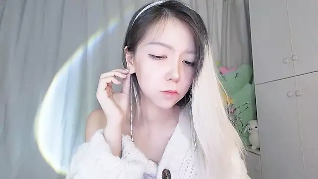 Ciri-CC online show from 03-04-25, 03:48