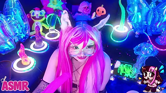 LaytonBox online show from 02-16-26, 01:40