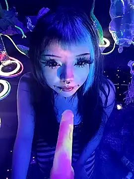 LaytonBox online show from 02-17-26, 06:36