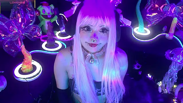 LaytonBox online show from 03-27-26, 01:22