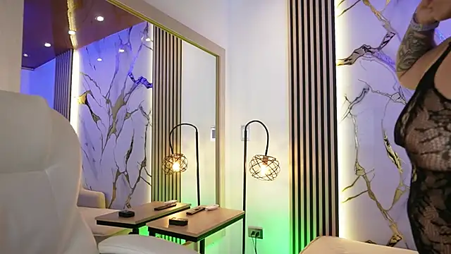 Emma Walkerr  online show from 02-23-26, 07:00