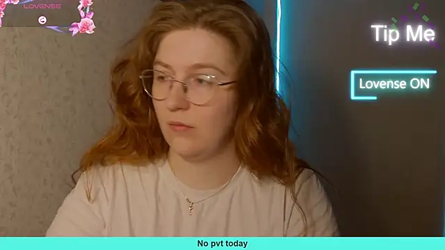 LesyaOxi online show from 01-17-25, 05:53