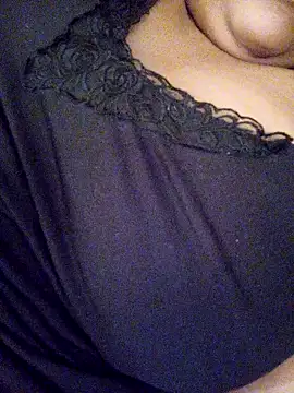 Samara-Bella online show from 10-25-25, 05:08