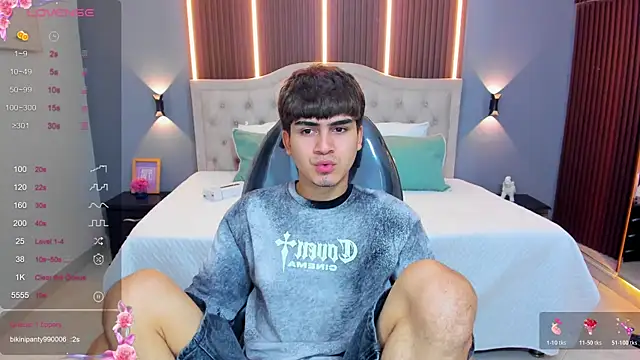 Snapshot of Tommy18__ chatting on 07-12-26, 03:30 Tommy18 online show from 07-12-26, 03:30