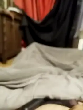 Snapshot of ludov17 chatting on 01-17-25, 03:45 ludov17 online show from 01-17-25, 03:45