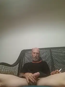 filthymind619 online show from 05-19-26, 01:50
