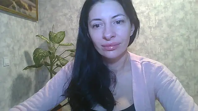 LissaBlossom online show from 12-18-25, 05:24