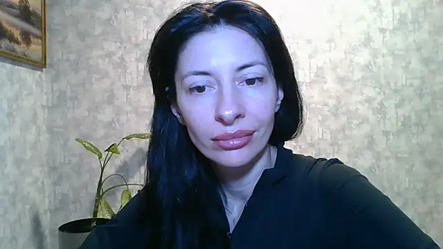 LissaBlossom online show from 05-18-26, 05:19