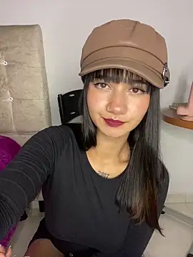 Snapshot of Catmila- chatting on 02-13-26, 05:36 Catmila- online show from 02-13-26, 05:36