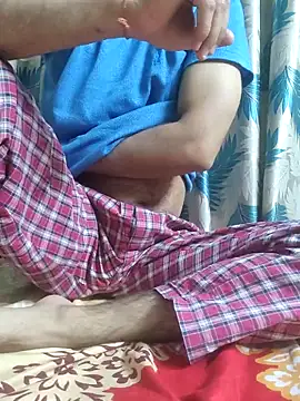 TOPMOON001 online show from 04-17-26, 07:28