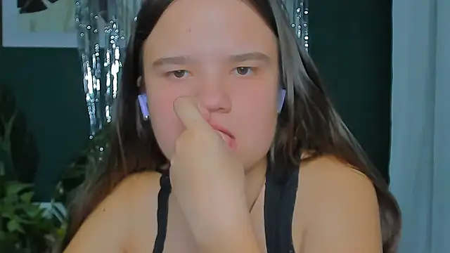 AdeleCruz online show from 03-17-26, 01:14