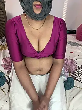 ArathyNambyarMallu online show from 03-10-25, 03:20