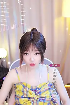 Snapshot of Zoe-99 chatting on 01-19-25, 01:55 Zoe-99 online show from 01-19-25, 01:55