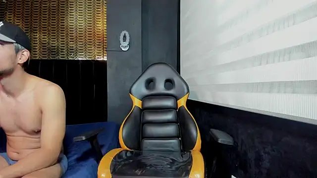 Snapshot of JackMex1 chatting on 09-25-25, 05:49 JackMex1 online show from 09-25-25, 05:49