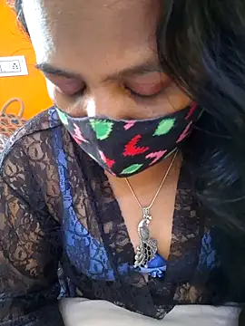 Snapshot of kanikasree chatting on 06-15-26, 08:38 kanikasree online show from 06-15-26, 08:38